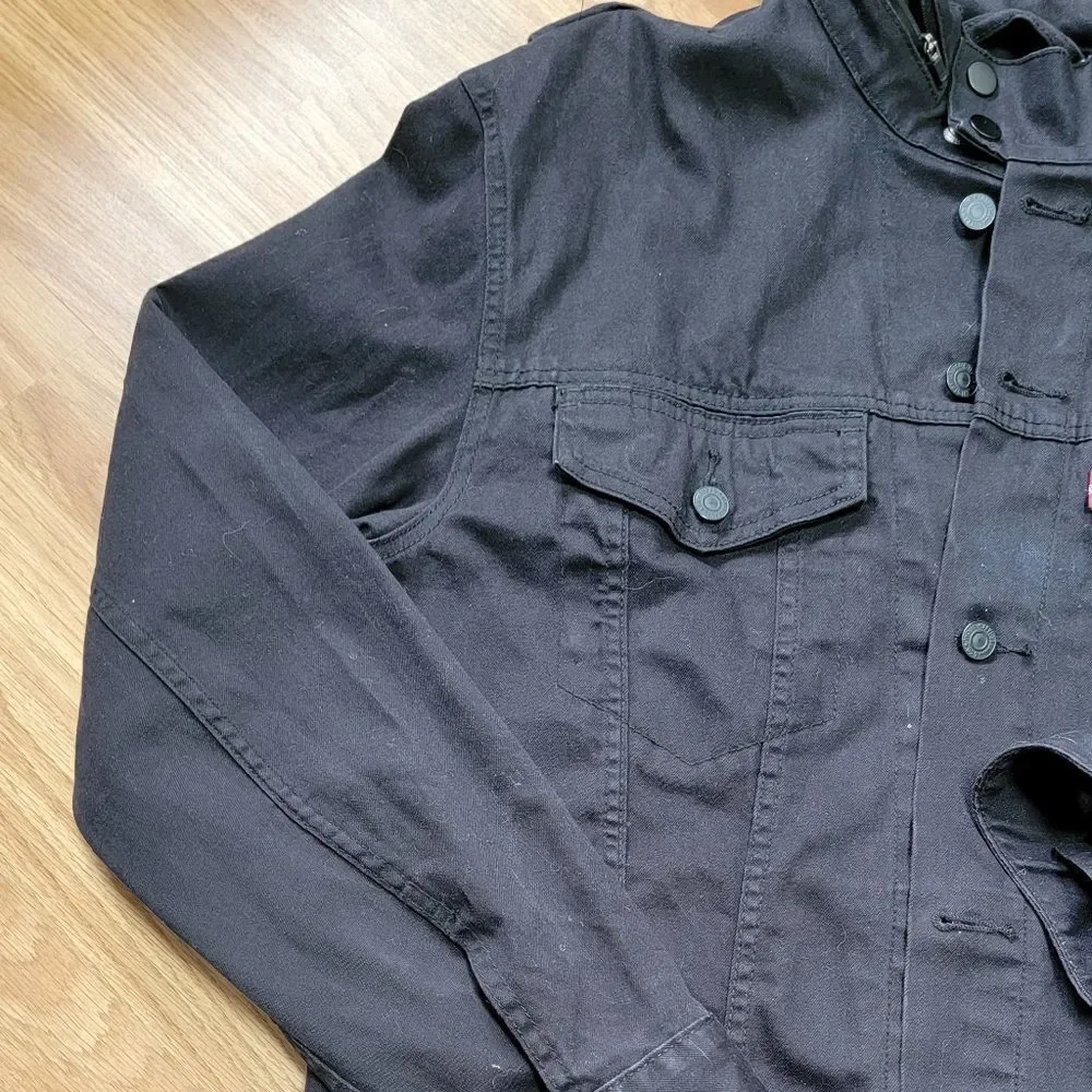 Levis levi men
